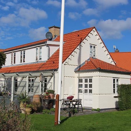 Hjarbaek Bed And Breakfast Exterior photo